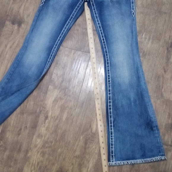 Rock Revival NWOT Women's 26 Amy Flare Embellished Embroidered Distressed - Picture 15 of 16